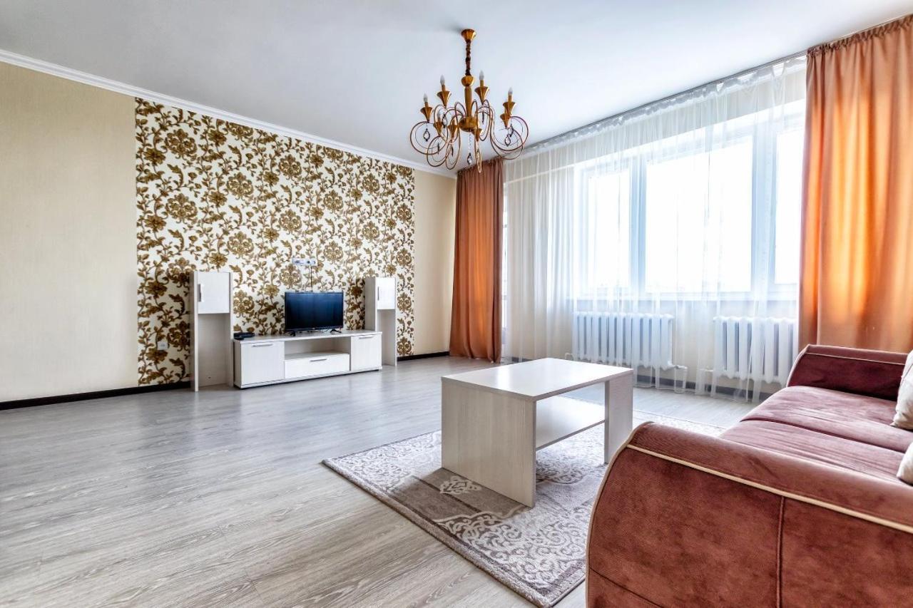 Апартаменты В Центре Левого Берега Astana Extérieur photo